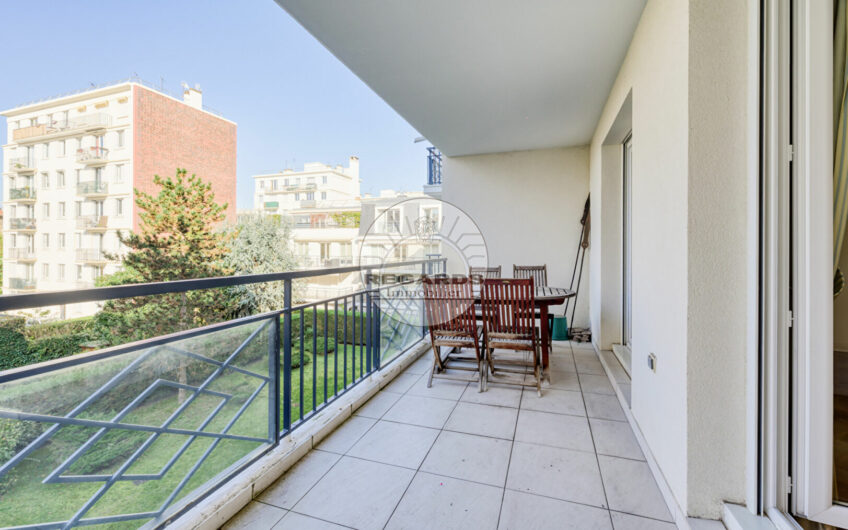 3/4 P AVEC BALCON / TERRASSE, CAVE ET POSSIBILITE BOX