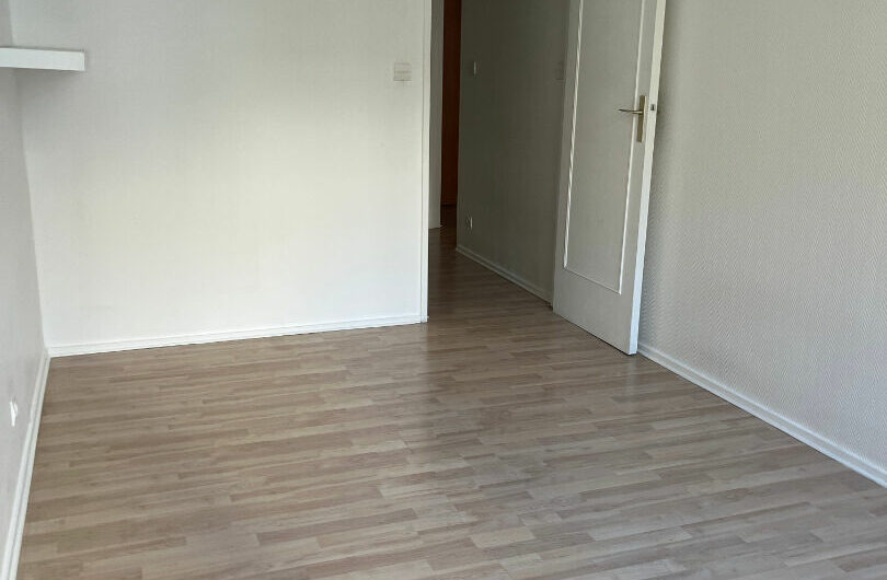 Très grand 2 pièces de 61m²