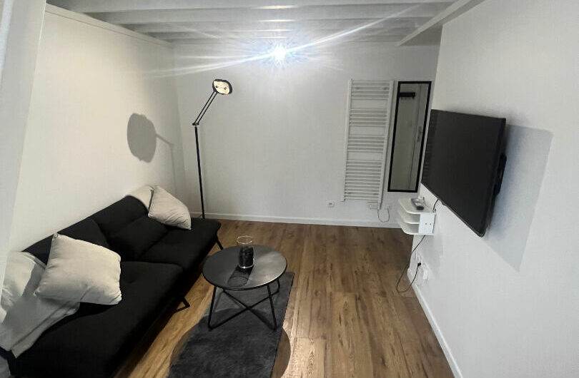 STUDIO MEUBLE de 16 m² à  LE RAINCY